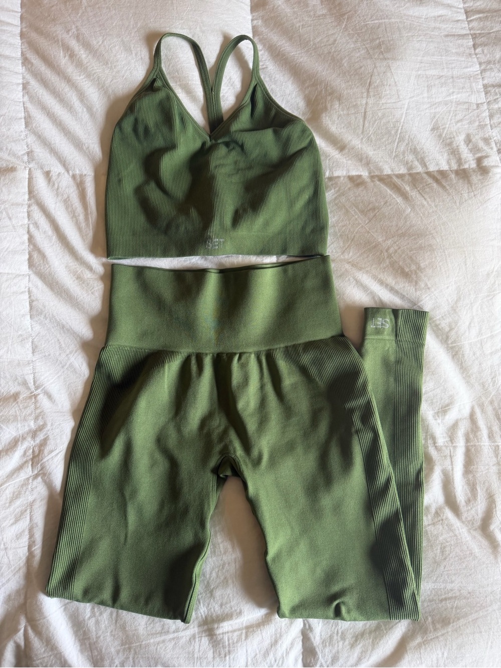 SET Active Sculptflex® Ribbed Seamless Activewear Set – Green – Size Small